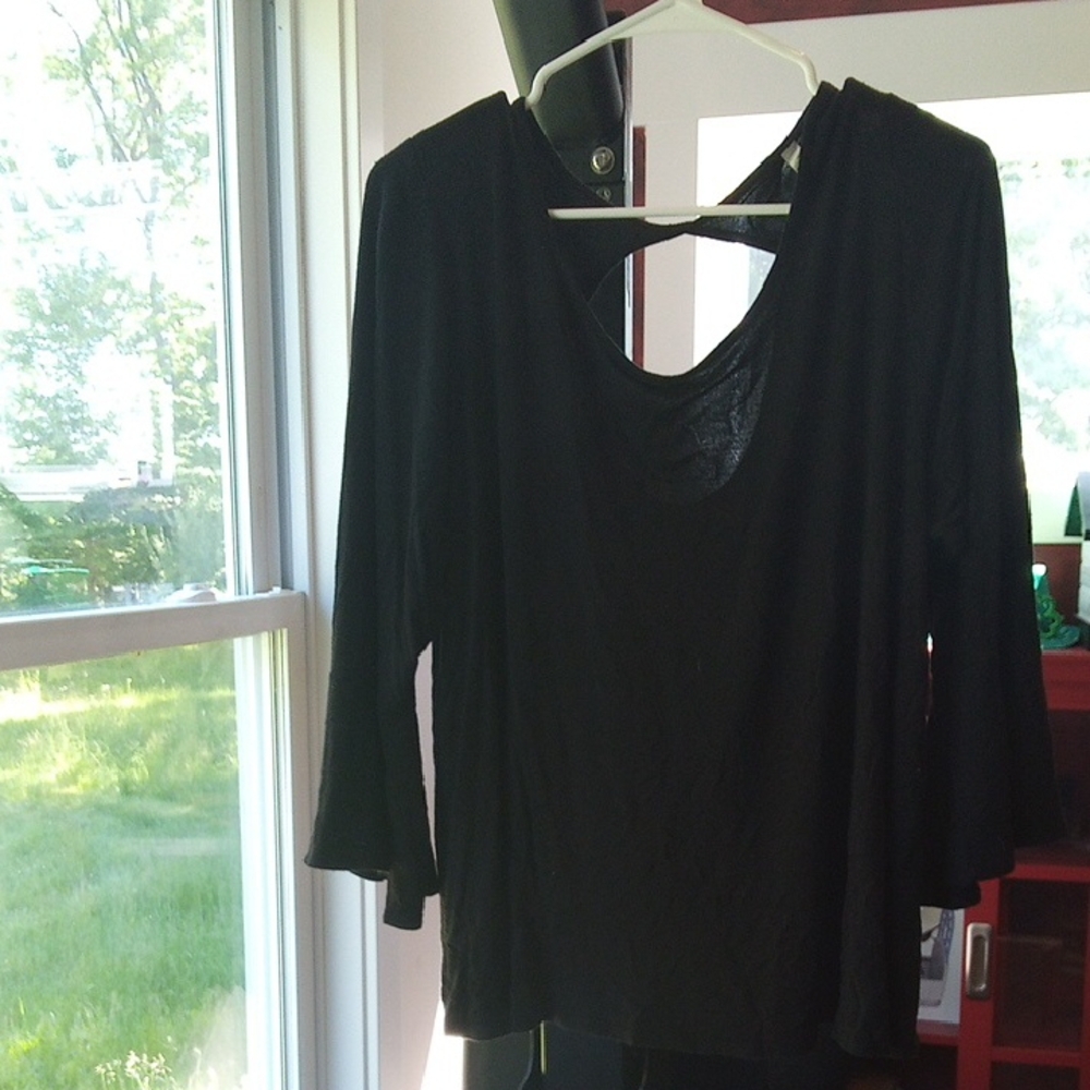 Black Backless Blouse with 3/4 Sleeves